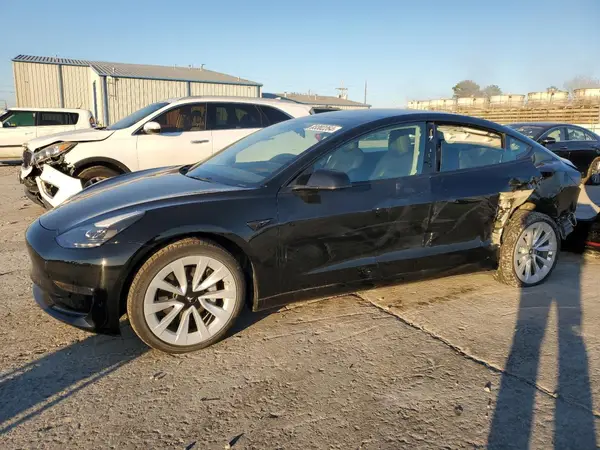 5YJ3E1EB5NF209404 2022 TESLA MODEL 3 - Image 1
