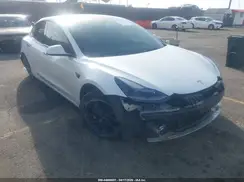 5YJ3E1EB5NF210536 2022 TESLA MODEL 3