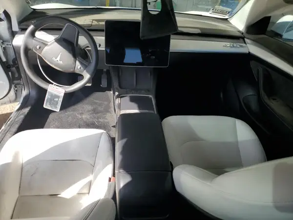 5YJ3E1EB5NF226882 2022 TESLA MODEL 3 - Image 8