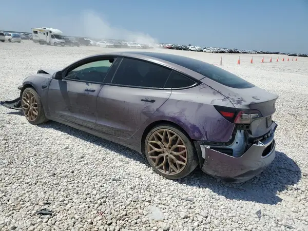 5YJ3E1EB5NF227272 2022 TESLA MODEL 3 - Image 2