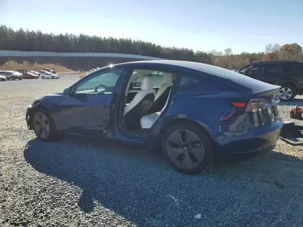 5YJ3E1EB5NF231595 2022 TESLA MODEL 3 - Image 2