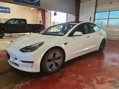 5YJ3E1EB5NF238935 2022 TESLA MODEL 3