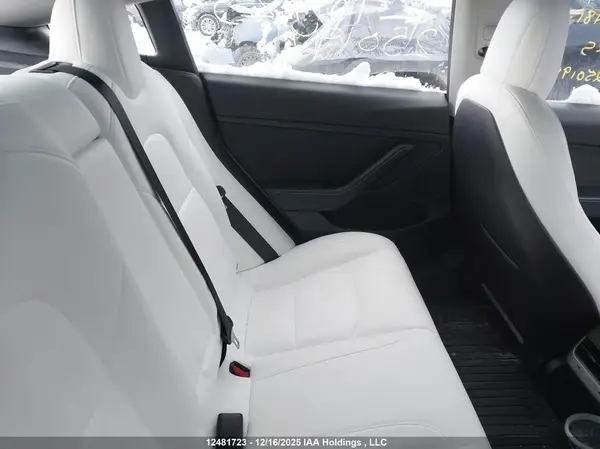 5YJ3E1EB5NF250194 2022 TESLA MODEL 3 - Image 8