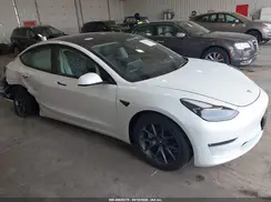 5YJ3E1EB5NF257131 2022 TESLA MODEL 3