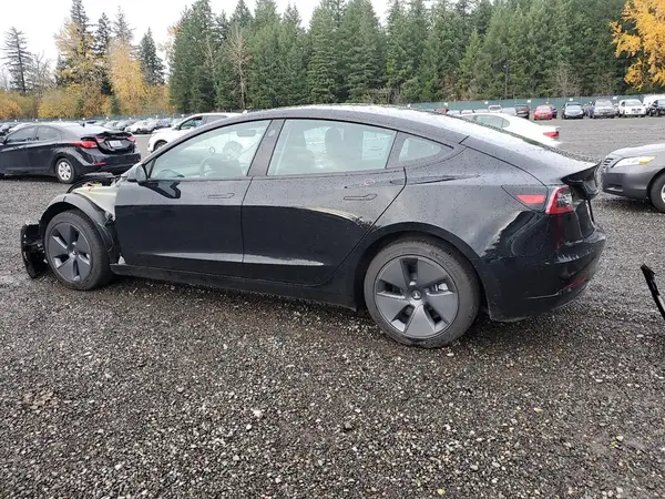 5YJ3E1EB5NF257775 2022 TESLA MODEL 3 - Image 2