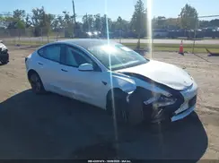 5YJ3E1EB5NF262605 2022 TESLA MODEL 3