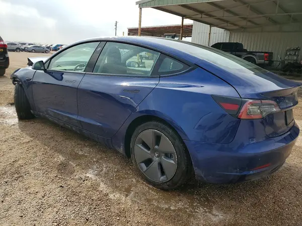 5YJ3E1EB5NF263446 2022 TESLA MODEL 3 - Image 2