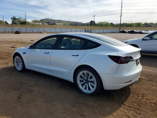 5YJ3E1EB5NF264354 2022 TESLA MODEL 3 - Image 2