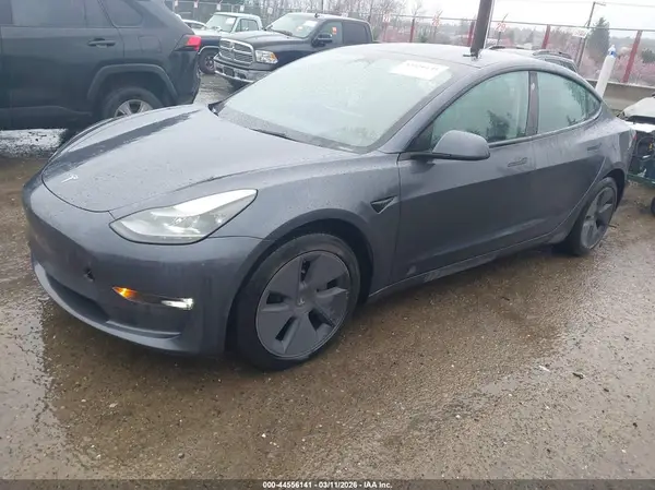 5YJ3E1EB5NF266993 2022 TESLA MODEL 3 - Image 2