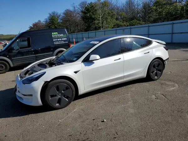 5YJ3E1EB5NF270669 2022 TESLA MODEL 3 - Image 1