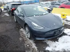 5YJ3E1EB5NF271658 2022 TESLA MODEL 3