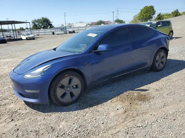 5YJ3E1EB5NF275094 2022 TESLA MODEL 3 - Image 1