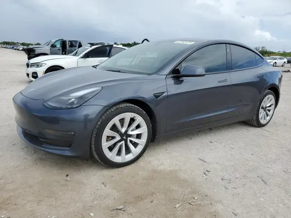 5YJ3E1EB5NF278481 2022 TESLA MODEL 3 - Image 1