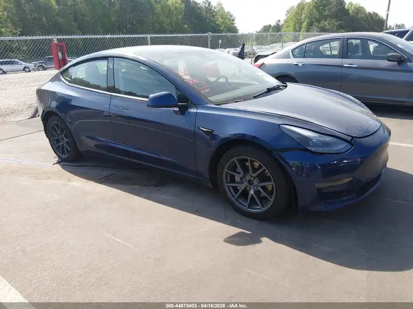 5YJ3E1EB5NF287990 2022 TESLA MODEL 3 - Image 1