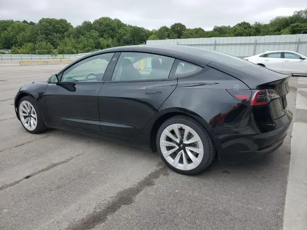 5YJ3E1EB5NF288959 2022 TESLA MODEL 3 - Image 2
