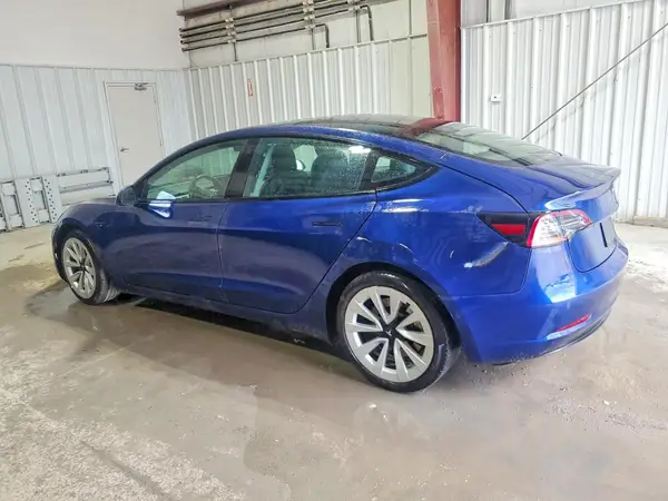 5YJ3E1EB5NF289755 2022 TESLA MODEL 3 - Image 2