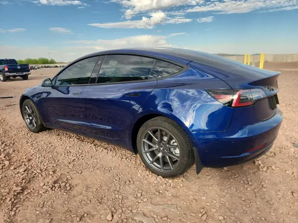 5YJ3E1EB5NF294020 2022 TESLA MODEL 3 - Image 2