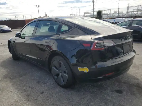 5YJ3E1EB5NF298942 2022 TESLA MODEL 3 - Image 2