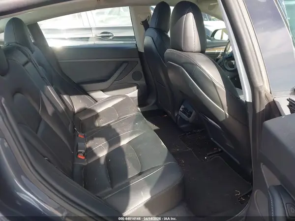5YJ3E1EB5NF299749 2022 TESLA MODEL 3 - Image 8