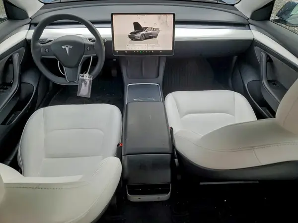 5YJ3E1EB5NF310684 2022 TESLA MODEL 3 - Image 8