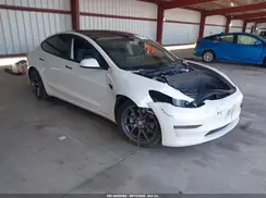 5YJ3E1EB5NF313259 2022 TESLA MODEL 3