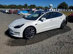 5YJ3E1EB5NF318588 2022 TESLA MODEL 3