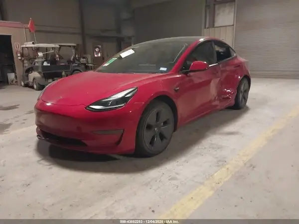 5YJ3E1EB5NF318798 2022 TESLA MODEL 3 - Image 2