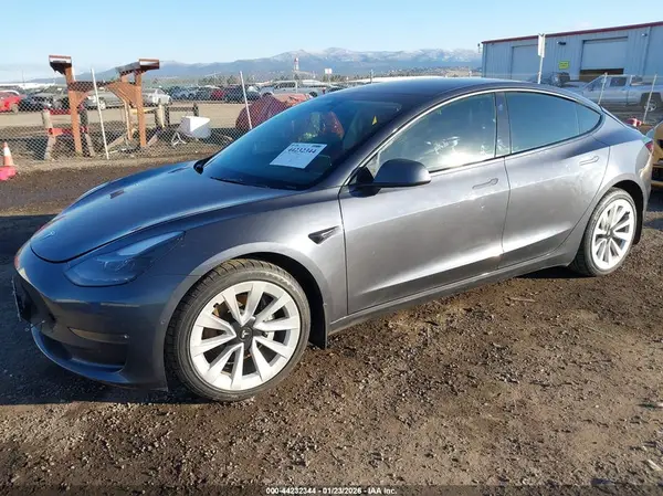 5YJ3E1EB5NF337559 2022 TESLA MODEL 3 - Image 2