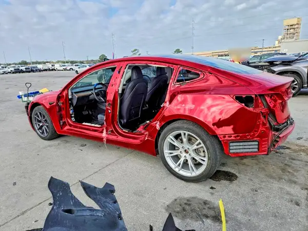 5YJ3E1EB5NF337917 2022 TESLA MODEL 3 - Image 2