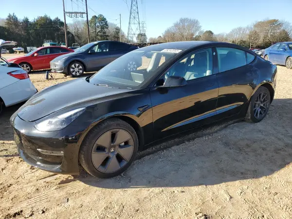 5YJ3E1EB5NF345774 2022 TESLA MODEL 3 - Image 1