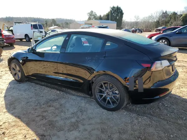 5YJ3E1EB5NF345774 2022 TESLA MODEL 3 - Image 2