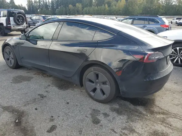 5YJ3E1EB5NF352059 2022 TESLA MODEL 3 - Image 2