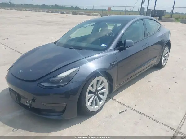 5YJ3E1EB5NF356144 2022 TESLA MODEL 3 - Image 2