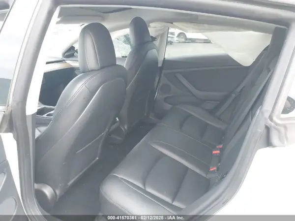 5YJ3E1EB5NF364678 2022 TESLA MODEL 3 - Image 8
