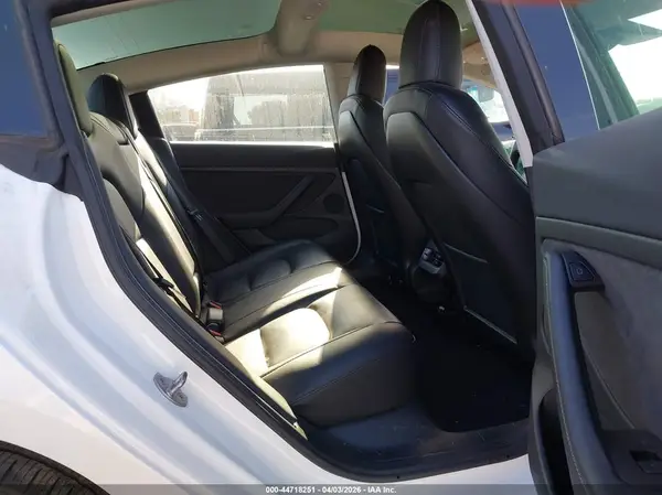 5YJ3E1EB5PF387042 2023 TESLA MODEL 3 - Image 8