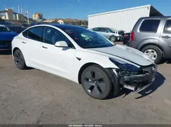 5YJ3E1EB5PF453041 2023 TESLA MODEL 3