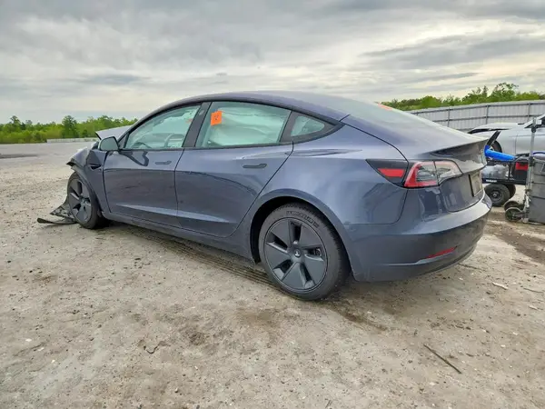 5YJ3E1EB5PF465478 2023 TESLA MODEL 3 - Image 2