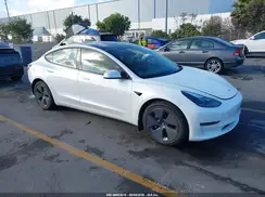 5YJ3E1EB5PF471393 2023 TESLA MODEL 3