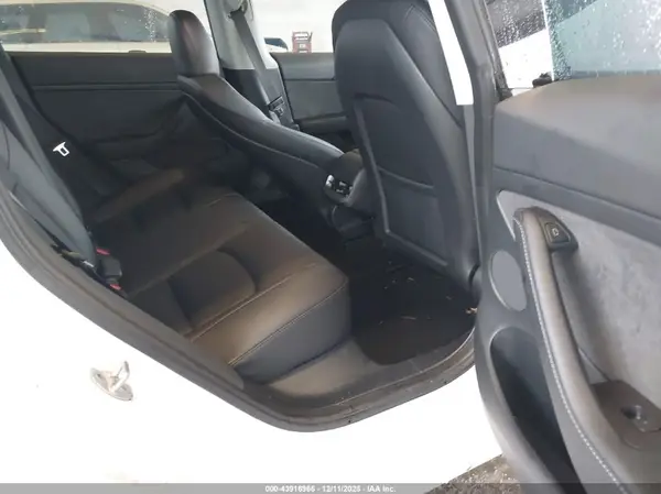 5YJ3E1EB5PF603407 2023 TESLA MODEL 3 - Image 8
