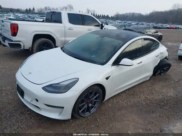 5YJ3E1EB5PF618103 2023 TESLA MODEL 3 - Image 2