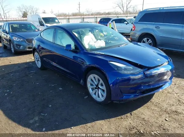 5YJ3E1EB5PF623706 2023 TESLA MODEL 3 - Image 1