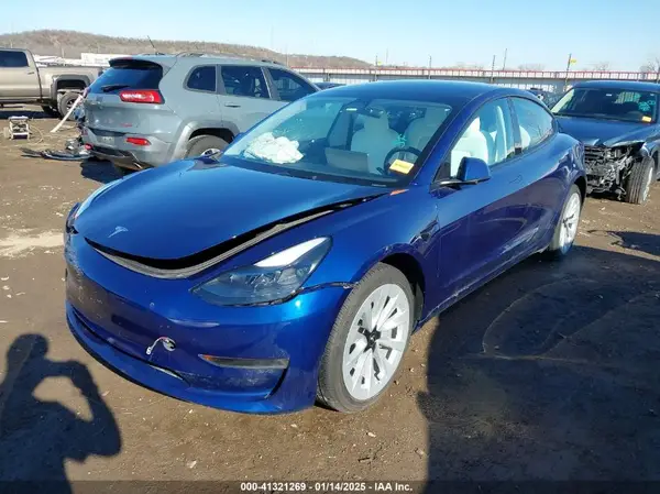 5YJ3E1EB5PF623706 2023 TESLA MODEL 3 - Image 2