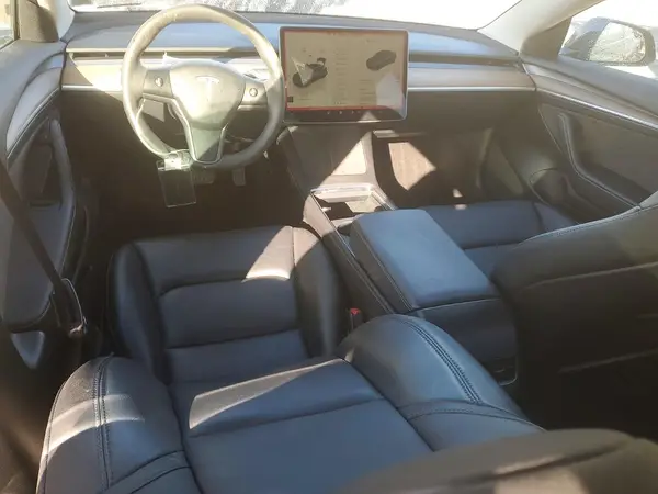 5YJ3E1EB5PF631336 2023 TESLA MODEL 3 - Image 8