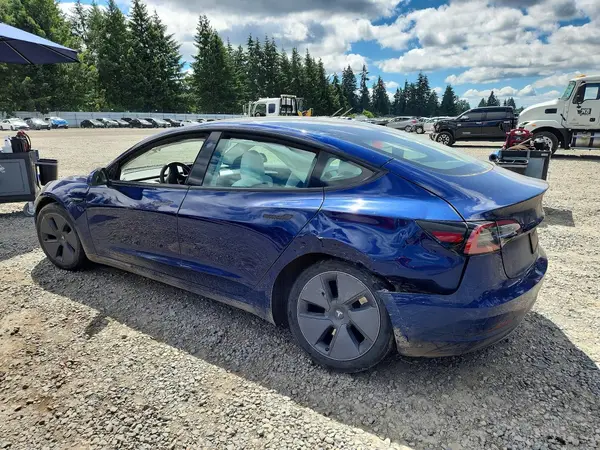 5YJ3E1EB5PF632468 2023 TESLA MODEL 3 - Image 2