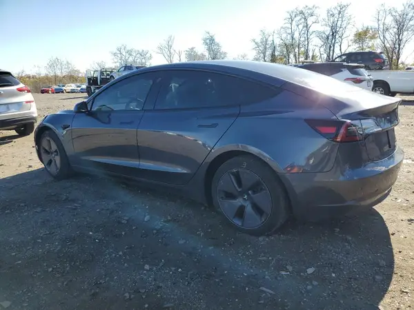 5YJ3E1EB5PF634530 2023 TESLA MODEL 3 - Image 2