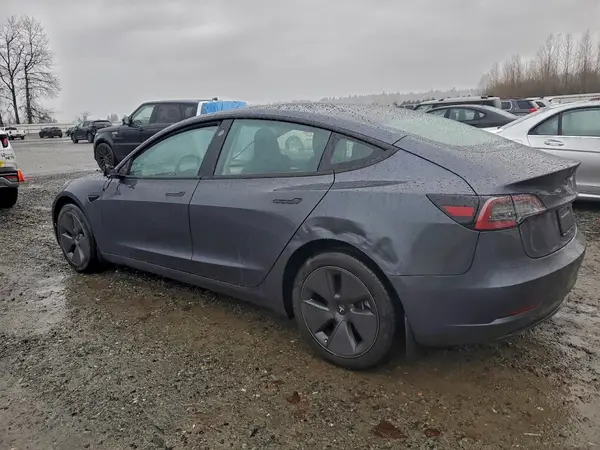 5YJ3E1EB5PF636598 2023 TESLA MODEL 3 - Image 2