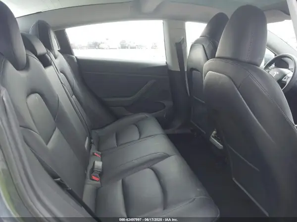 5YJ3E1EB5PF656186 2023 TESLA MODEL 3 - Image 8