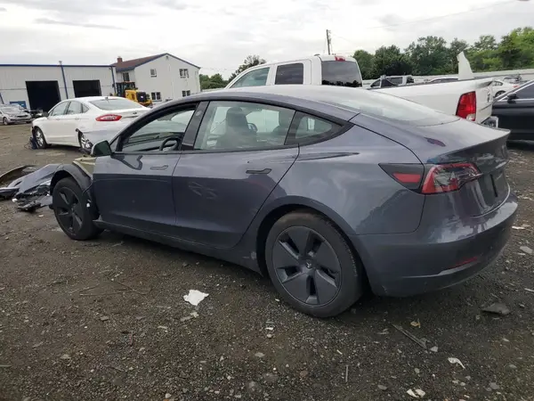 5YJ3E1EB5PF665888 2023 TESLA MODEL 3 - Image 2