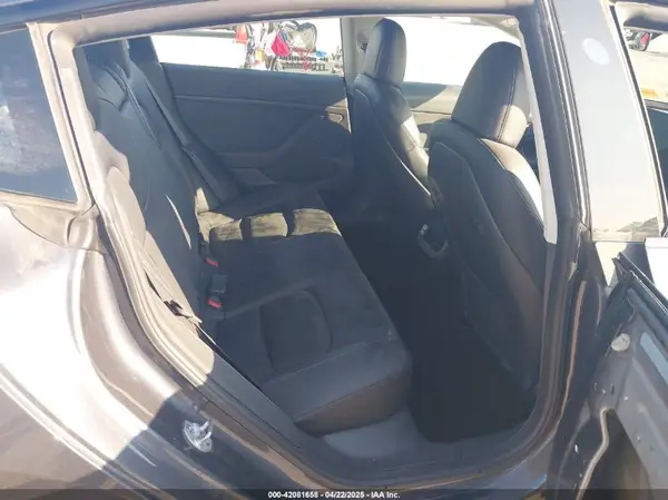 5YJ3E1EB5PF668953 2023 TESLA MODEL 3 - Image 8