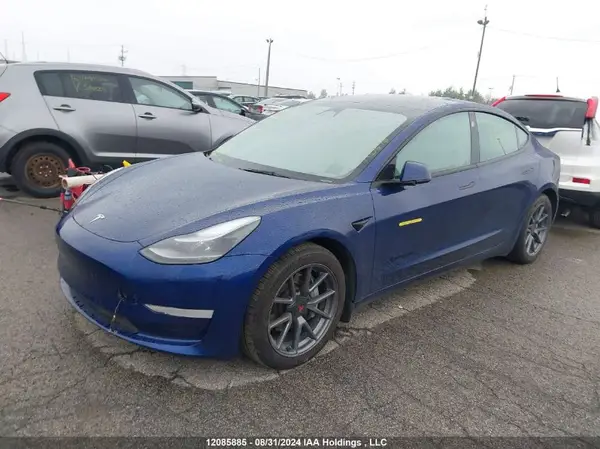 5YJ3E1EB5PF675692 2023 TESLA MODEL 3 - Image 2